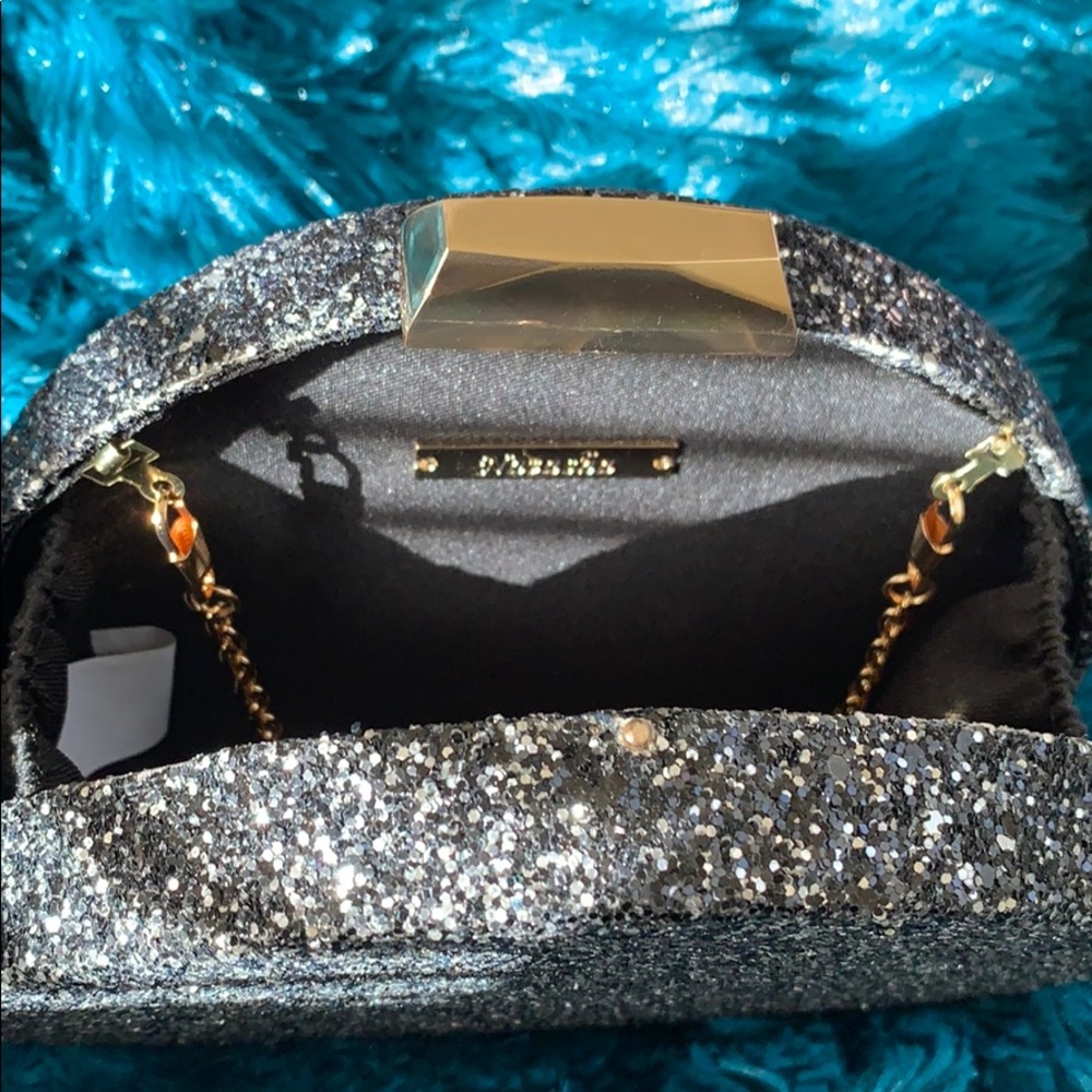 Purse - Picture 3 of 5